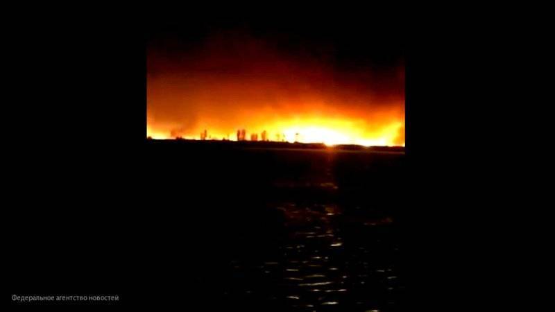 Опубликовано видео с места сильного пожара в Ростовской области