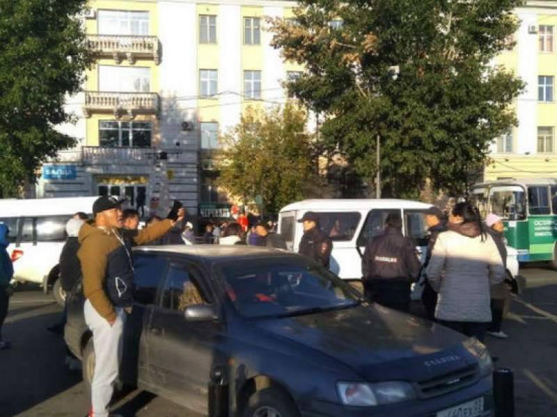 На акции протеста в Бурятии избили депутата