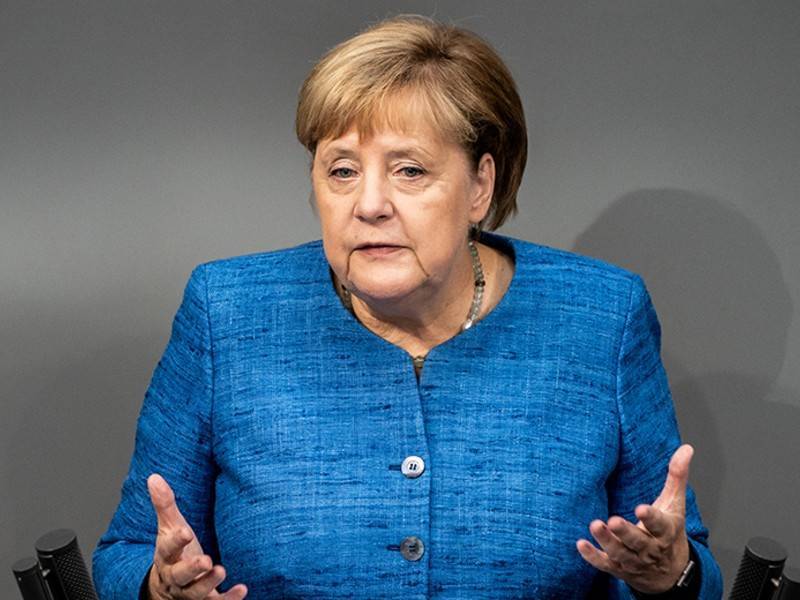 Меркель заявила об ответственности за отношения Киева и Москвы