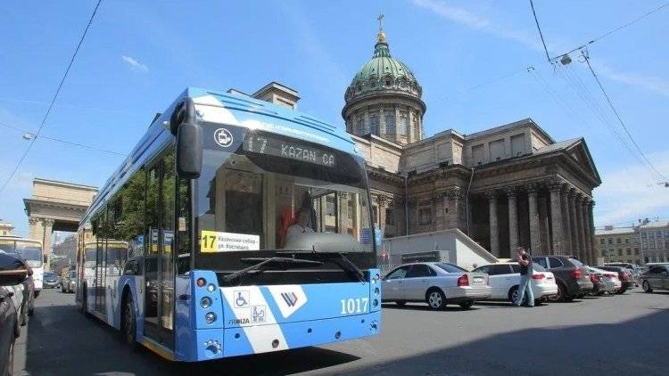 Число автобусов с аудиогидом «Культурный маршрут» в Петербурге выросло