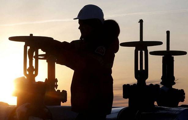 Цена нефти Brent поднялась выше $63
