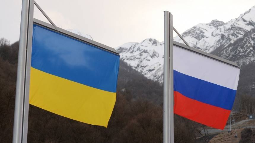 Украина приостановила расторжение двусторонних договоров с Россией