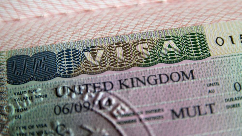 Иностранные студенты смогут остаться в Великобритании в течение двух лет после выпуска для поиска работы