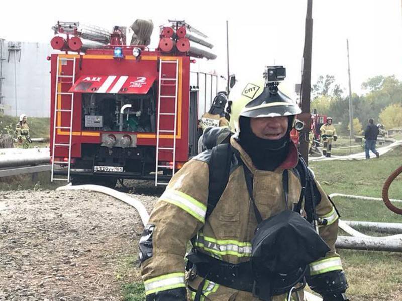 Пожарные ликвидировали горение травы под Ростовом-на-Дону