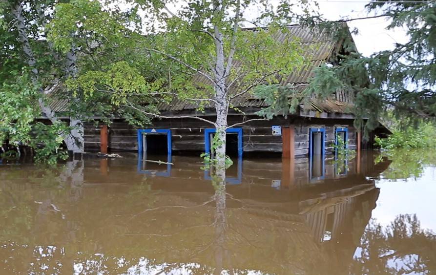 Уровень реки у Комсомольска-на-Амуре превысил опасную отметку