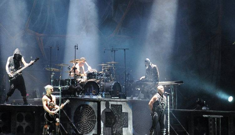 Эксперты изучили тексты песен рок-группы Rammstein: немецкие бруталы чаще всего поют о любви