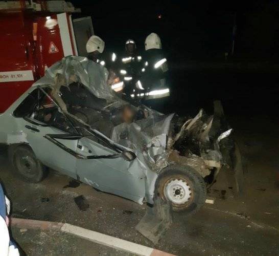 20-летний водитель погиб в ночном ДТП в Астраханской области
