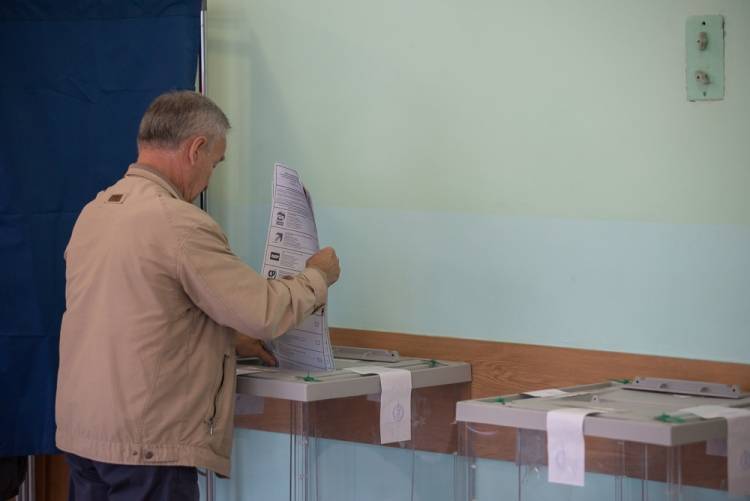 Избирком Хабаровска объявил о признании выборов депутата Госдумы состоявшимися