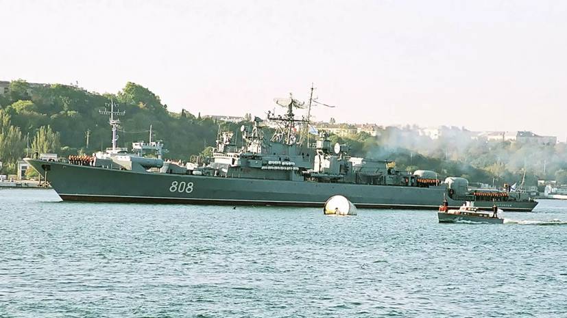 Сторожевой корабль ЧФ завершил деловой заход в порт Кипра