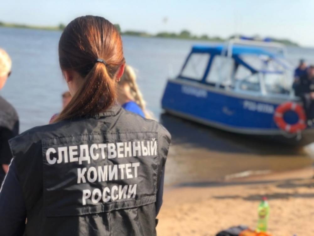 Следком проверяет обстоятельства гибели в Мурманской области водителя фургона из Москвы