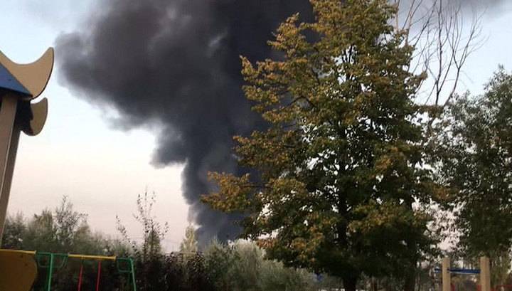Пожар на складе ГСМ под Нижним Новгородом тушат с помощью специальных поездов