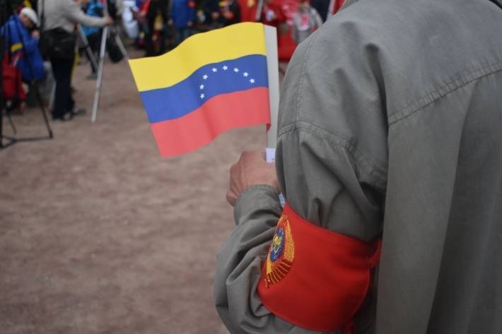 Оппозиция Венесуэлы попросит Вашингтон о военном вторжении в Каракас