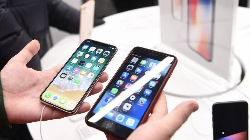 После презентации Apple в России резко упали цены на старые модели iPhone