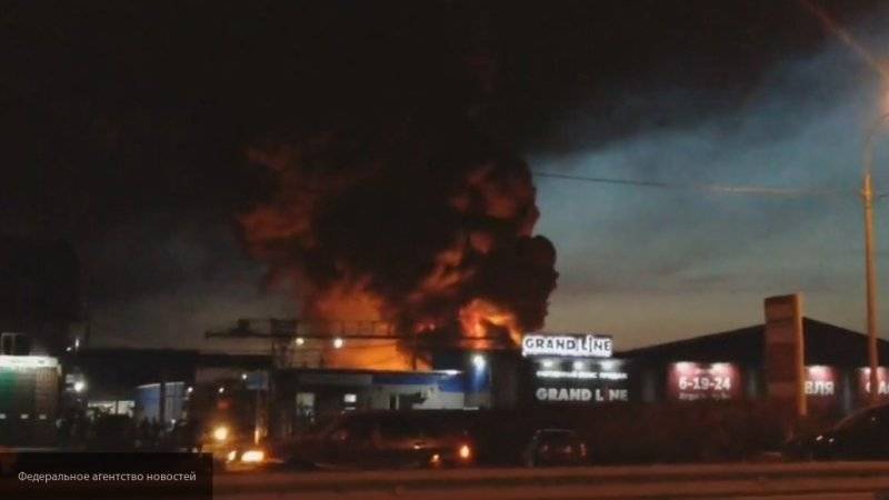 Появилось видео с места пожара в Нижегородской области, в котором пострадали два человека