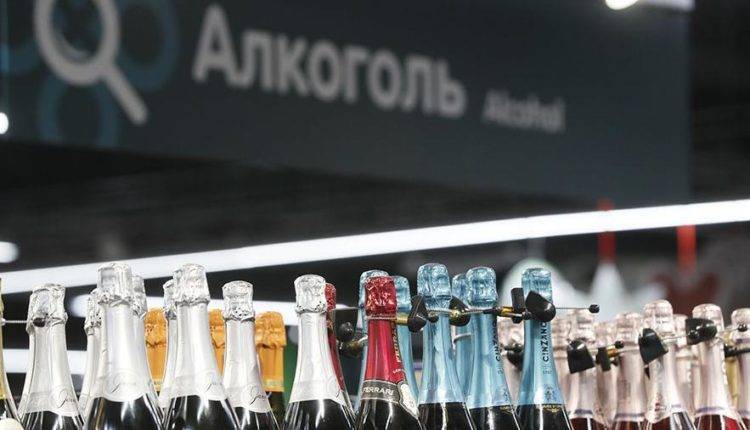 В Минздраве заявили о снижении употребления алкоголя в России
