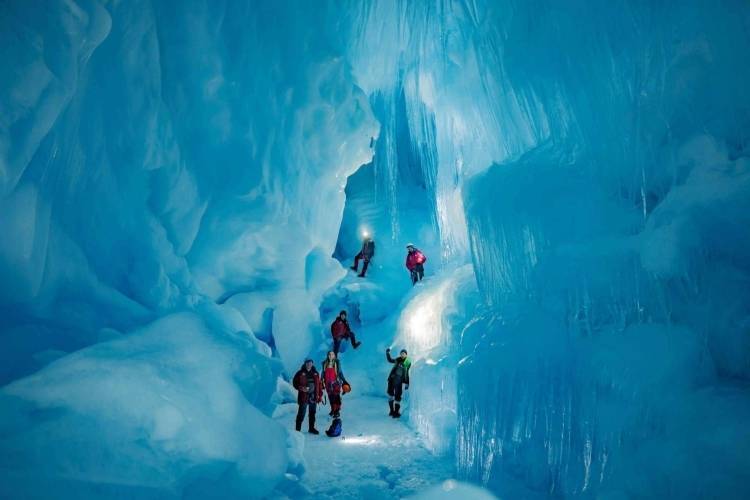 «Затерянную» пещеру обнаружили в Антарктиде
