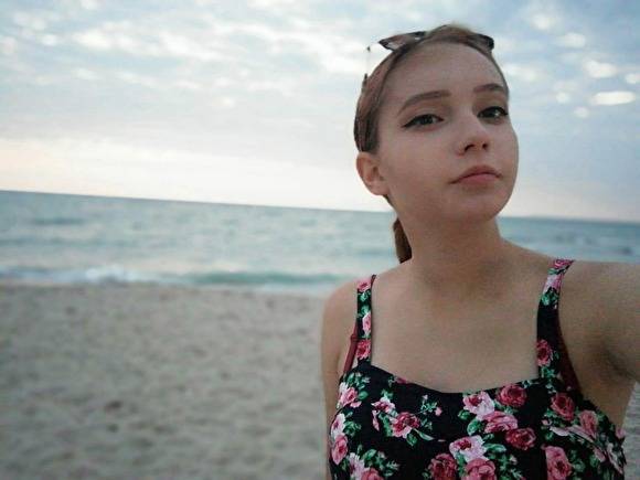 В Екатеринбурге ищут 13-летнюю девочку, сбежавшую от матери в ТЦ