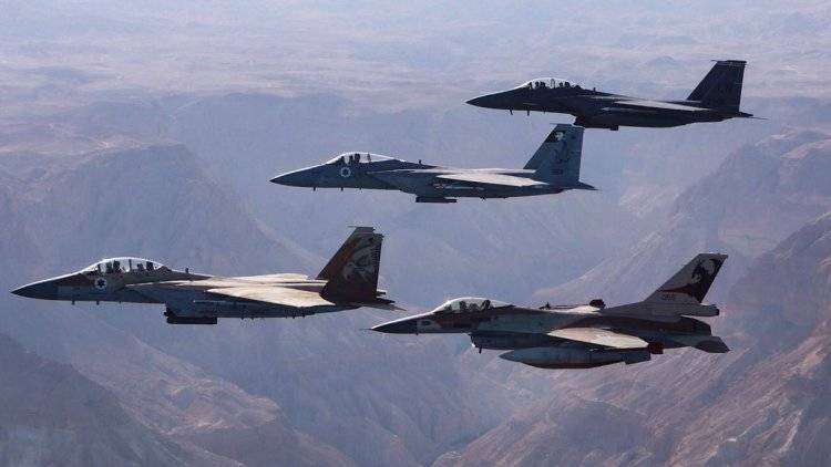 ВВС Израиля нанесли массированные удары по Газе в ответ на обстрел