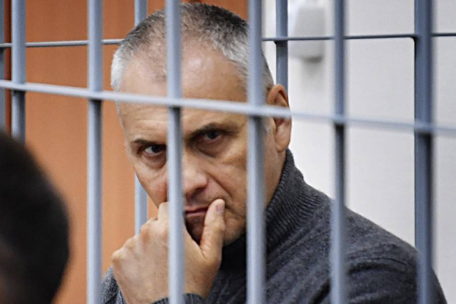 Верховный суд России отменил арест экс-губернатора Хорошавина