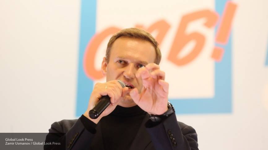 Алексей Навальный - Валерия Касамара - Навальный через соцсети устроил грязную кампанию против кандидатов в Мосгордуму - newinform.com - Москва