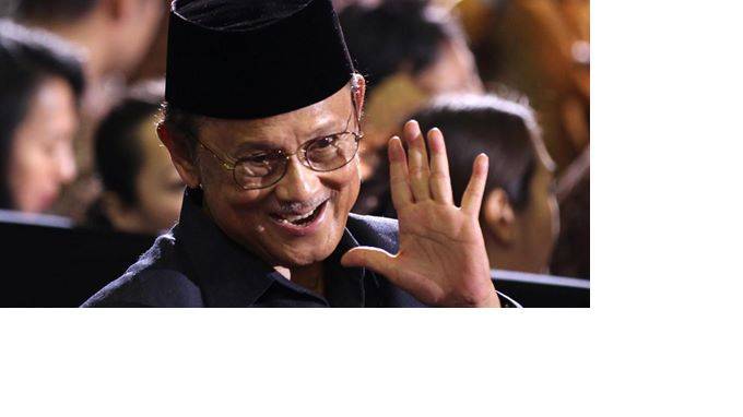 В 83 года умер бывший президент Индонезии Бухаруддин Юсуф Хабиби