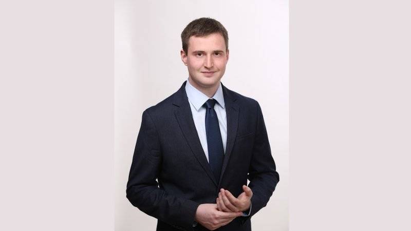 СК проводит обыски у сторонников Навального по делу об отмывании денег