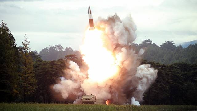 Япония выразила протест КНДР по факту новых ракетных испытаний