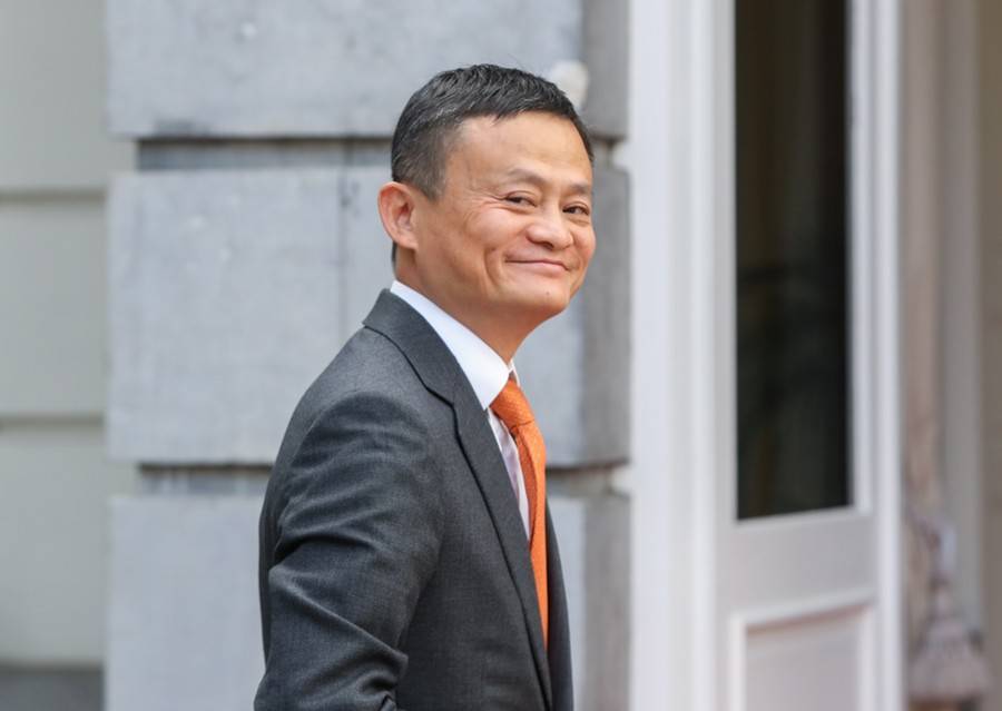 Основатель Alibaba Джек Ма покинул пост главы компании