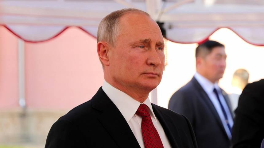 Путин прибыл в Дагестан на 20-летие отражения вторжения террористов в республику