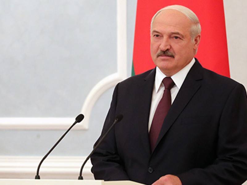 Лукашенко объяснил, как спецслужбы могли ловить работников МИД Белоруссии