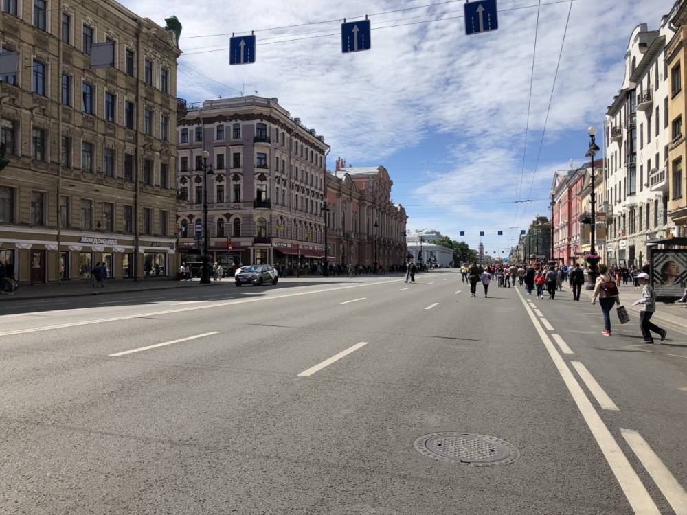 12 сентября во время Крестного хода закроется движение на Невском проспекте