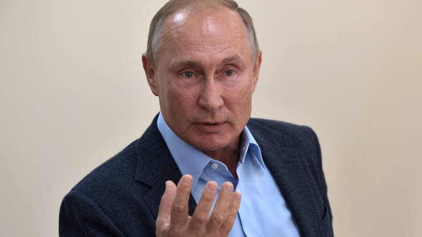 Путин заявил, что слюнтяй не может быть главой государства