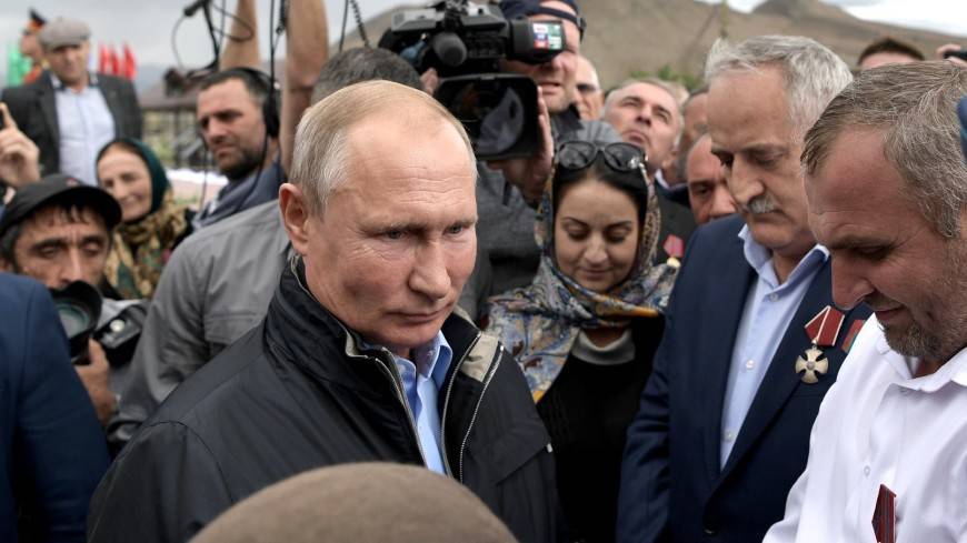 Путин рассказал о встрече с ополченцами в Ботлихе в 1999 году