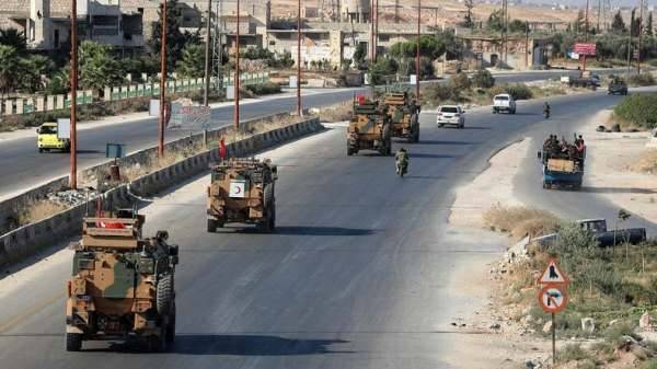Турецкая армия перебросила подкрепление в сирийский Маарат ан-Нуман