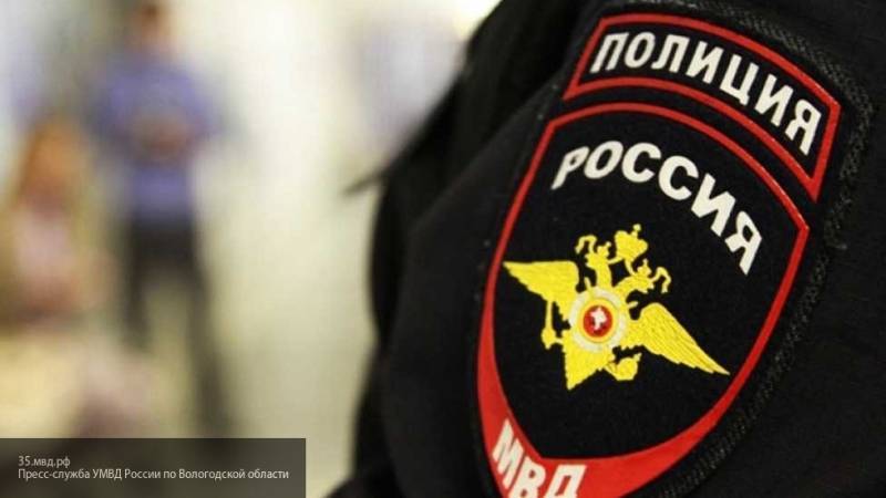 Мошенники похитили у петербуржца 1,2 млн рублей, подарив ему шубу и подушки