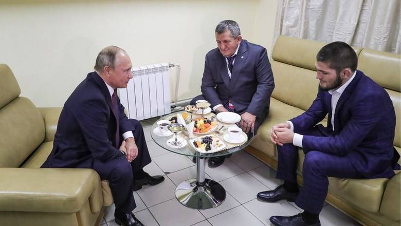 Путин обсудил с Хабибом Нурмагомедовым его бой