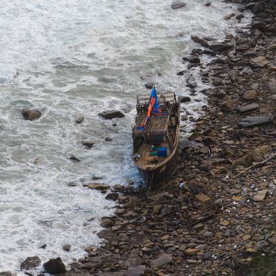 Пограничники за сутки задержали 16 северокорейских шхун у берегов Приморья