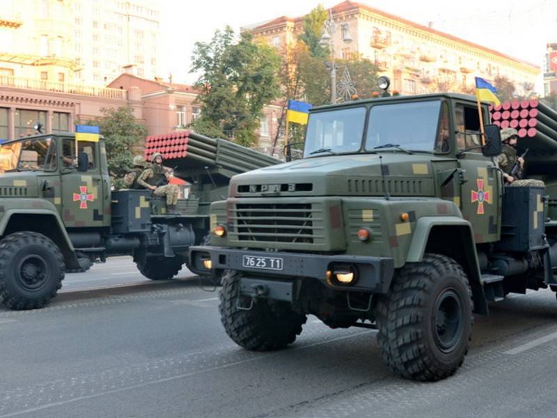 Крым снова предложил Киеву забрать свою брошенную военную технику