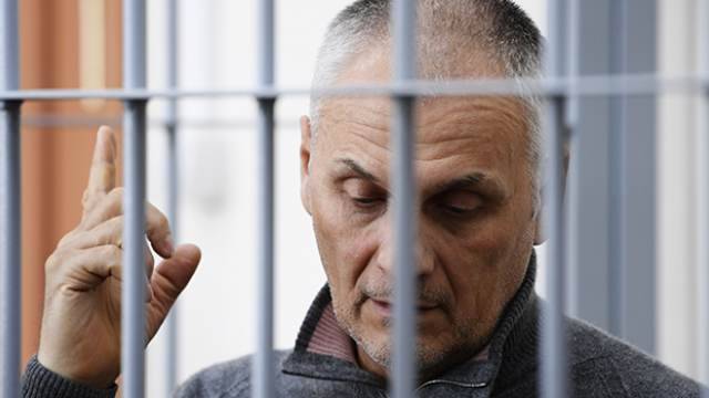 Верховный суд отменил арест экс-губернатора Сахалина Хорошавина