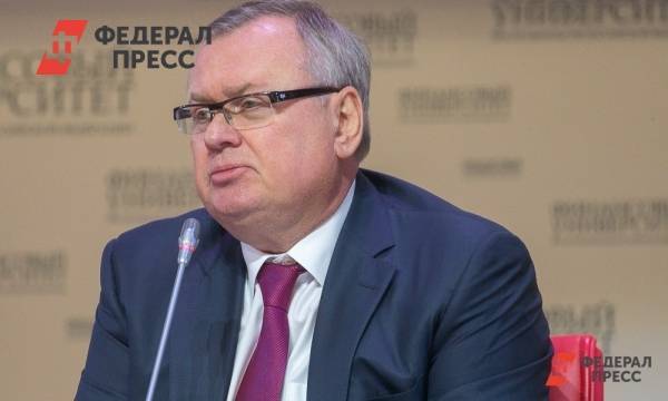 Глава ВТБ призвал освободить от налогов бедных россиян