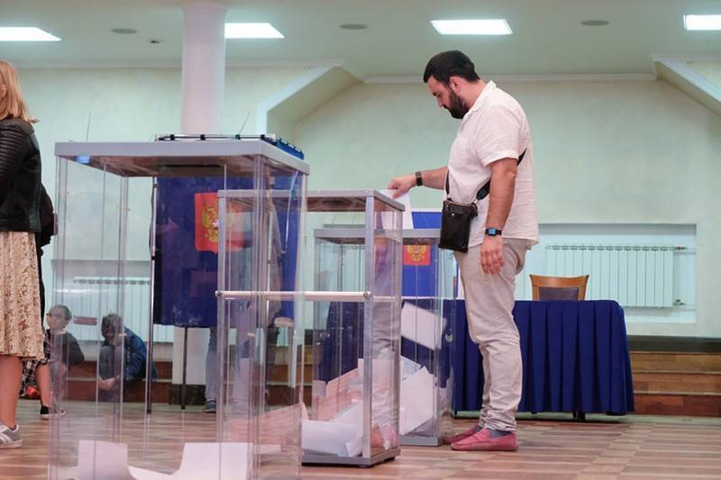 Почему в Санкт-Петербурге до сих пор не подвели итоги муниципальных выборов