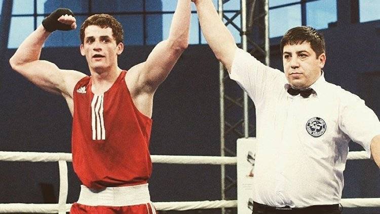 Российский боксер планирует привезти в Крым золотую медаль чемпионата мира