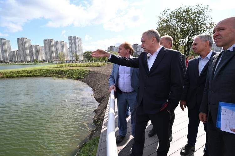 В Петербурге проверили состояние реки Новая по поручению Беглова