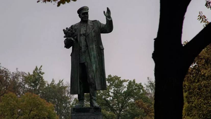 В Праге решили перенести памятник маршалу Коневу в музей