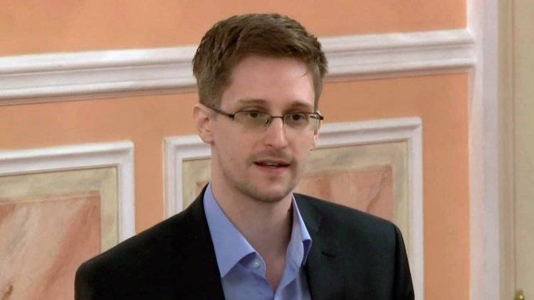 Сноуден назвал условия, при которых он бы вернулся в США