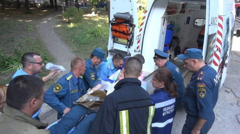 Три спасателя МЧС ДНР пострадали при тушении пожара из-за обстрела ВСУ