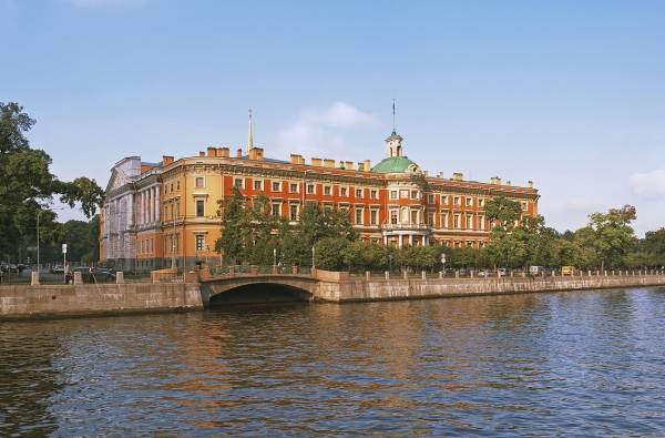 Инженерный замок в Петербурге отреставрируют к 2021 году
