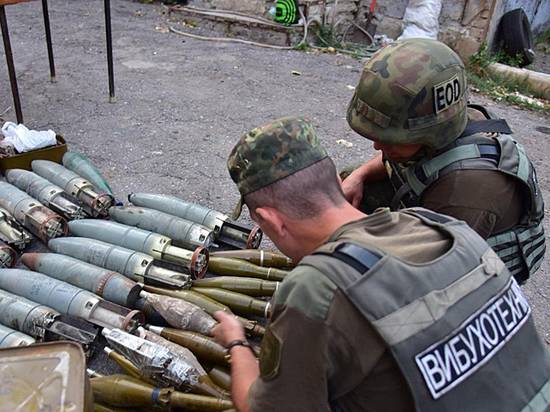 Вячеслав Аброськин - Украинские добровольцы на Донбассе сдали 10 тонн боеприпасов: что происходит - 365news.biz - Украина - Донецк
