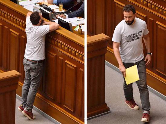 Депутат выступил в Раде в футболке с матерной цитатой Порошенко