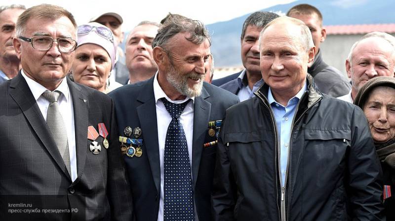 Путин планирует встретиться с Хабибом Нурмагомедовым во время поездки в Дагестан